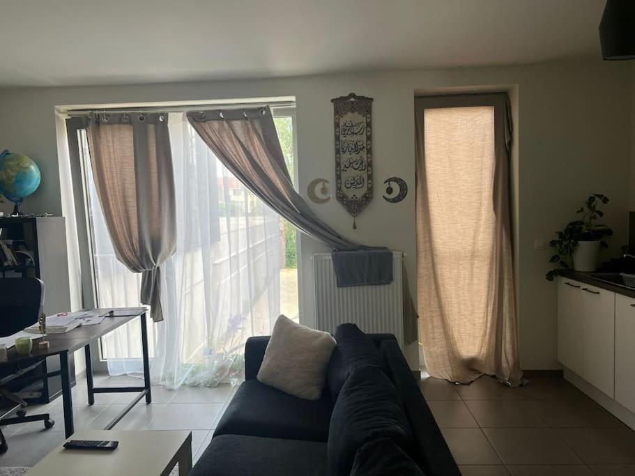 A Great One Bed Flat Special Number 98 Apartamento Bruxelas
